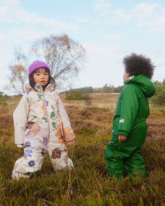 Molo's Rubber Excellence: Stylish & Sustainable Snowsuits!